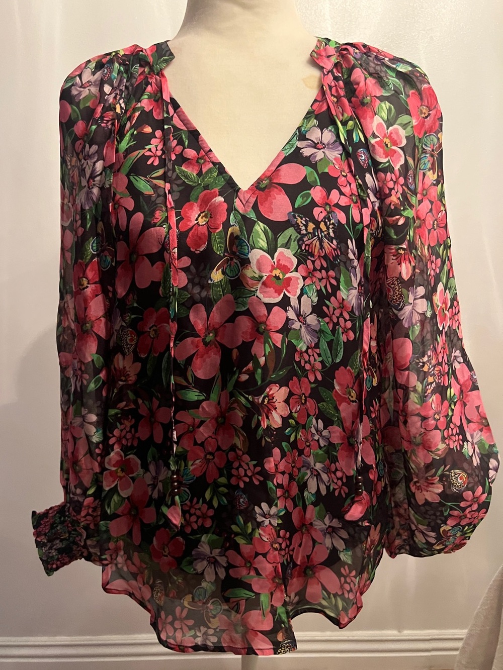 Hale Bob SILK Floral V-Neck, Boho, Western Coquette, Preppy, Designer